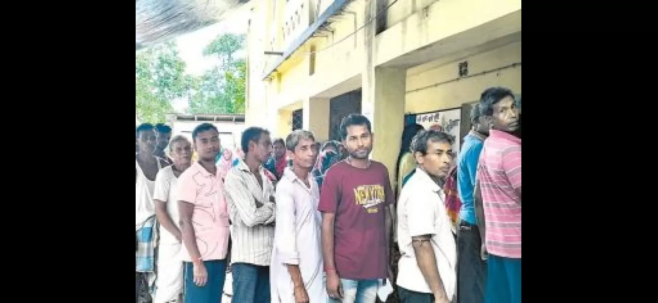 People from Odisha vote in West Bengal during elections.