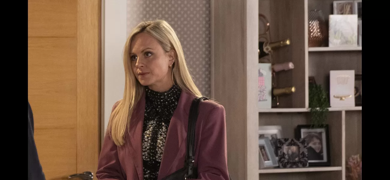 A popular Coronation Street icon takes extreme measures to eliminate a reviled character for the first time.