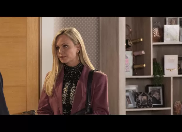 A popular Coronation Street icon takes extreme measures to eliminate a reviled character for the first time.