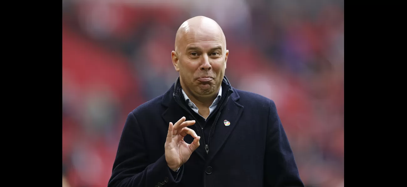 Ten Hag takes a jab at Man United, discussing Arne Slot and giving his opinion on Liverpool.