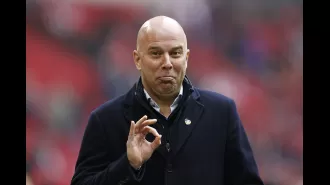 Ten Hag takes a jab at Man United, discussing Arne Slot and giving his opinion on Liverpool.