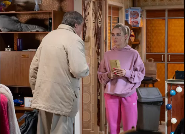 New video reveals answers for Roy's truth while he is in jail on Coronation Street.