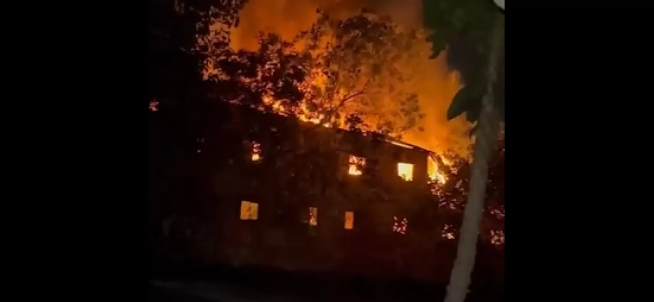 Fire at Dharavi industrial compound injures six people in Mumbai.