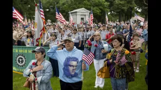 US soldiers who have died in service are honored and remembered on Memorial Day with gratitude and appreciation.