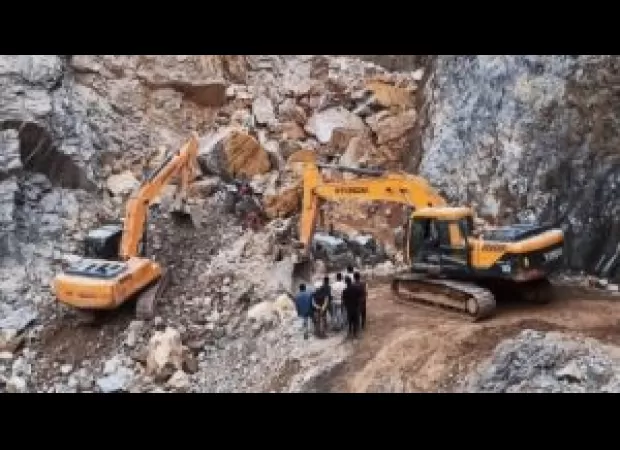 10 die and many lost due to heavy rains causing a stone quarry to collapse in Mizoram.