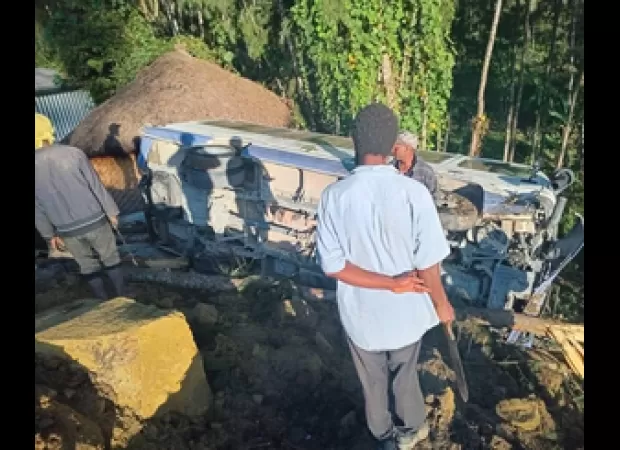 India pledges financial aid of US$ 1 million to help Papua New Guinea recover from destructive landslides.