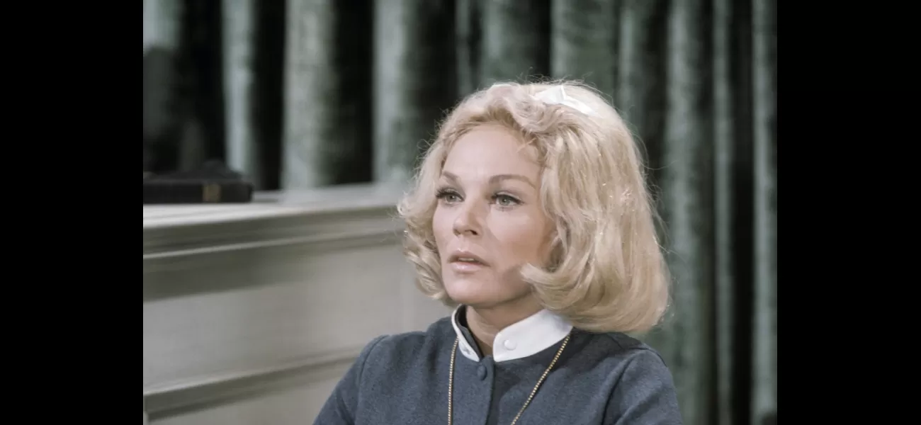 Actress Elizabeth MacRae, known for her roles in soap operas and TV shows, passed away at the age of 88.