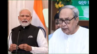 Modi suggests a plot behind Patnaik's declining health; Patnaik responds that he is in good health.