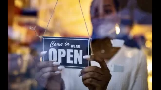 Historic Knoxville restaurant owned by Black individuals reopens successfully.