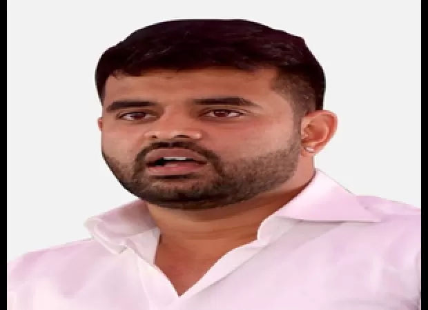 Prajwal Revanna departs Munich, SIT prepares for his arrest at Bengaluru airport.