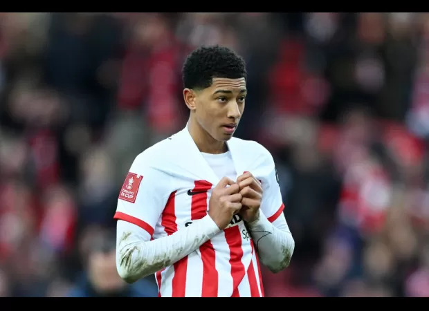 Top English soccer team discussing acquisition of Jude Bellingham's sibling Jobe from Sunderland.