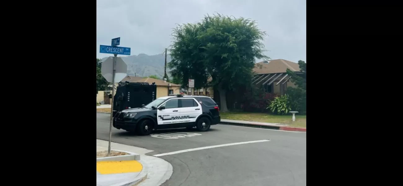 An 81-year-old man accused of causing chaos in a US neighborhood with a slingshot has passed away.