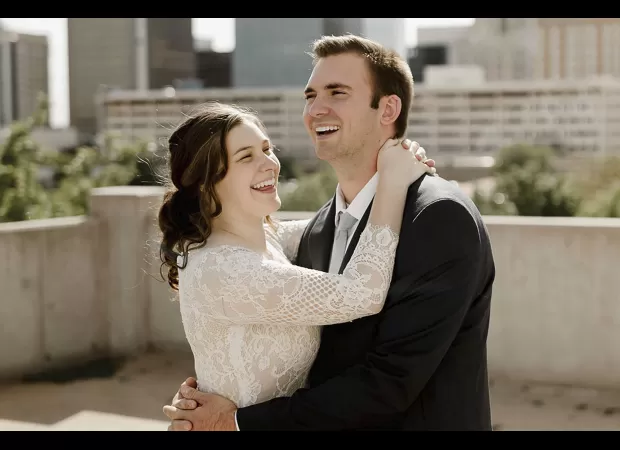 The US government asks gang leaders to assist in returning a murdered missionary couple to their home country.