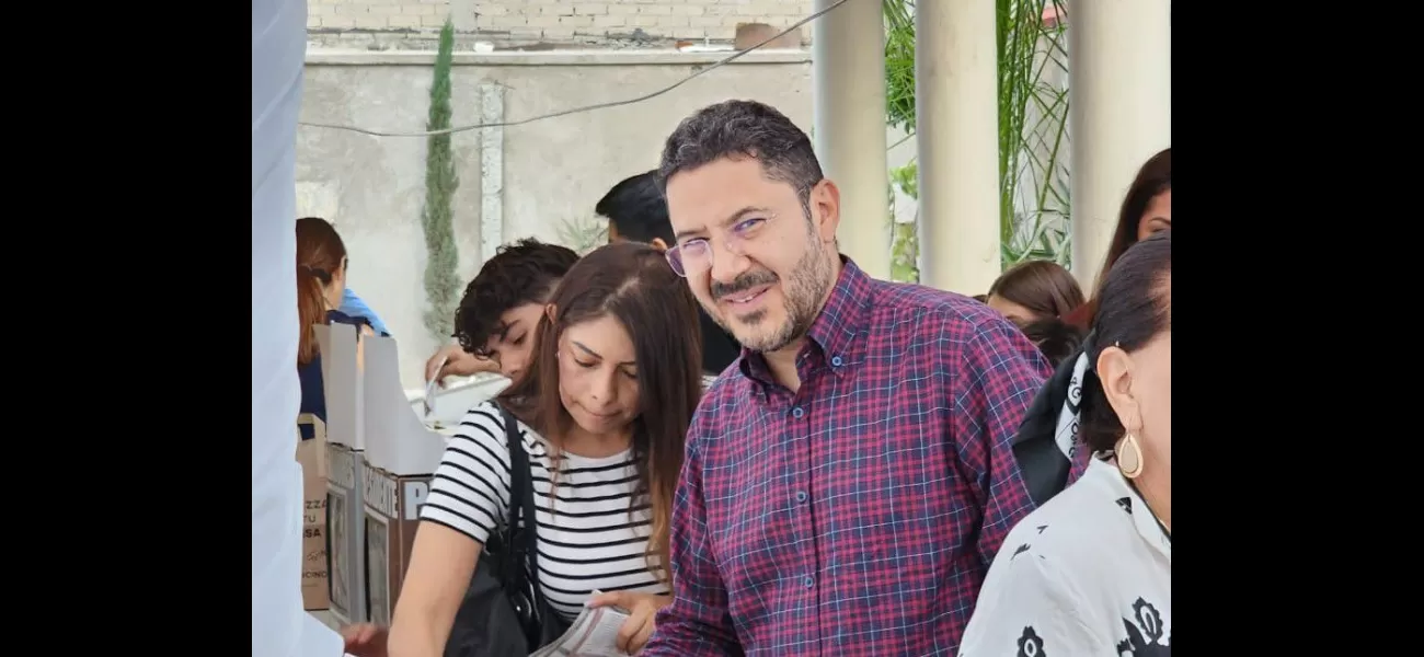 Did Martí Batres vote in the elections? It's unknown if the Mexico City governor cast his ballot or not.