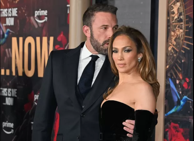 New photos of the couple suggest that the divorce of Jennifer Lopez and Ben Affleck has been cancelled.