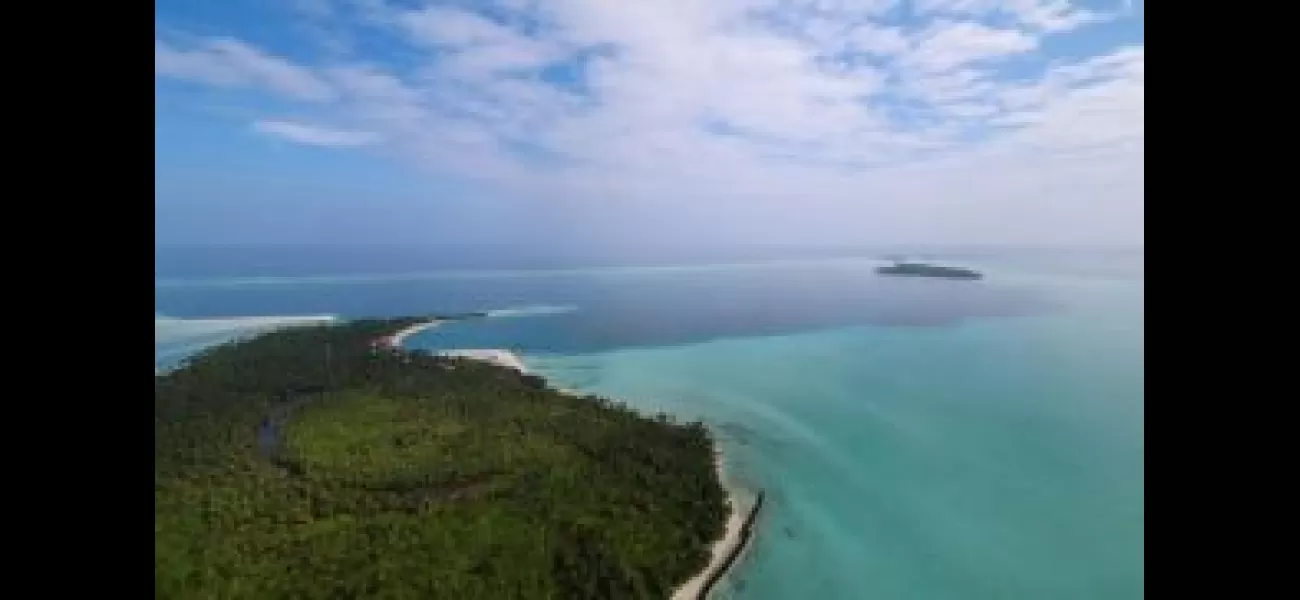 Israeli citizens advised to visit India's beautiful beaches after travel ban to Maldives.