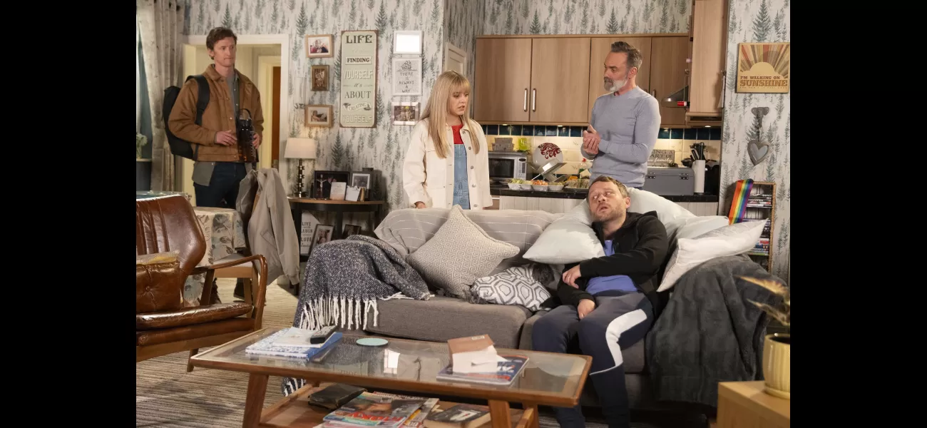 A beloved character is set to make a comeback on Coronation Street.