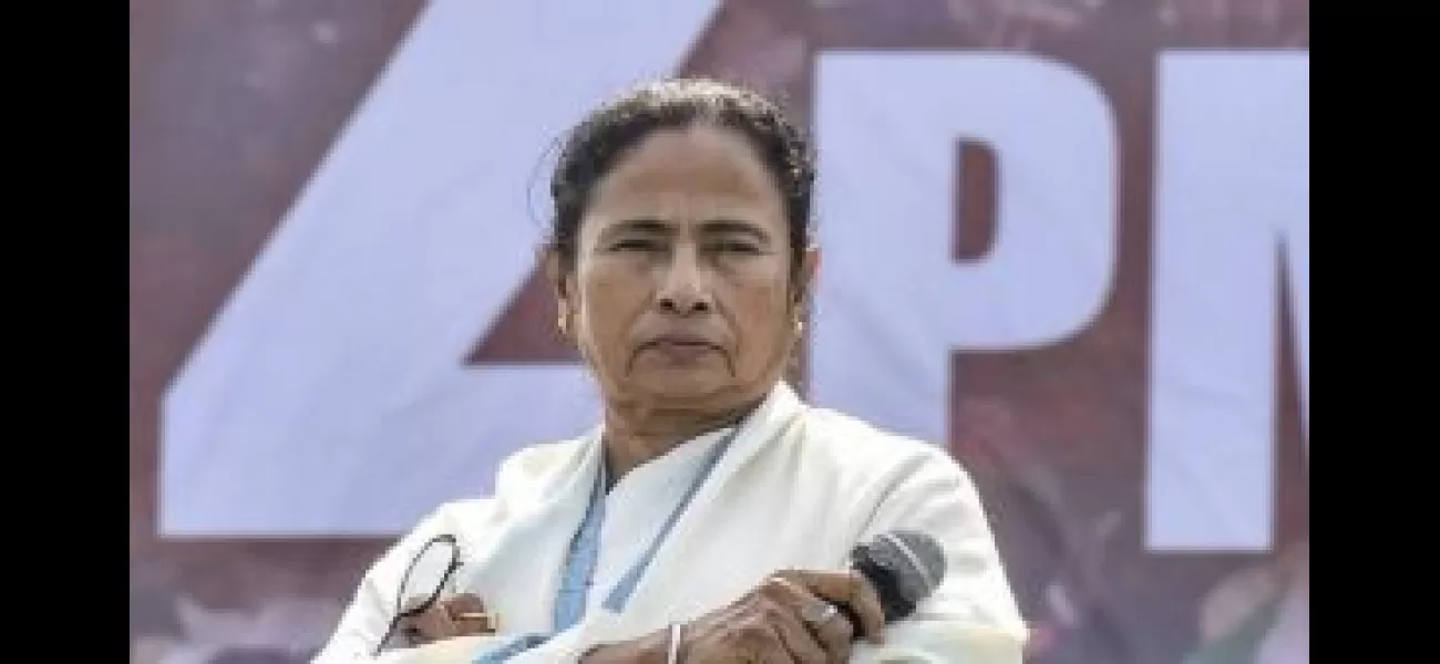 TMC ahead in 24 seats, BJP in 7, Congress in 3 in Bengal.