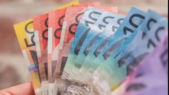 Businesses could face large penalties for rejecting cash payments under new proposal.