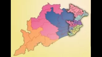 In Odisha, the BJP is ahead in 17 Lok Sabha seats, while BJD and Congress are leading in two seats each.