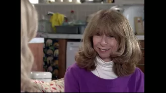 A star from Coronation Street secures a new contract that may surpass William Roache's record.