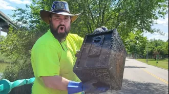 Fisher in New York finds wet $100 bills inside safe while magnet fishing.