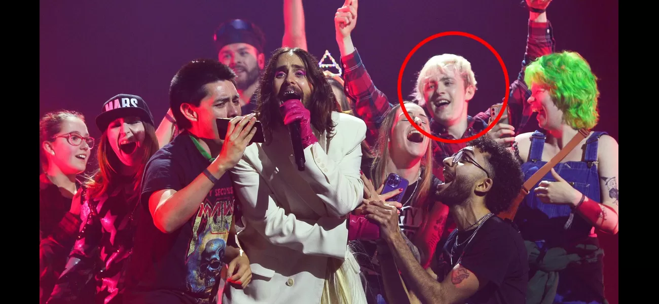 Jared Leto unaware of X Factor stars' identity when they surprise him on his show.