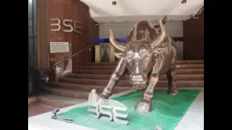 Stock prices continue to rise for a second consecutive day.