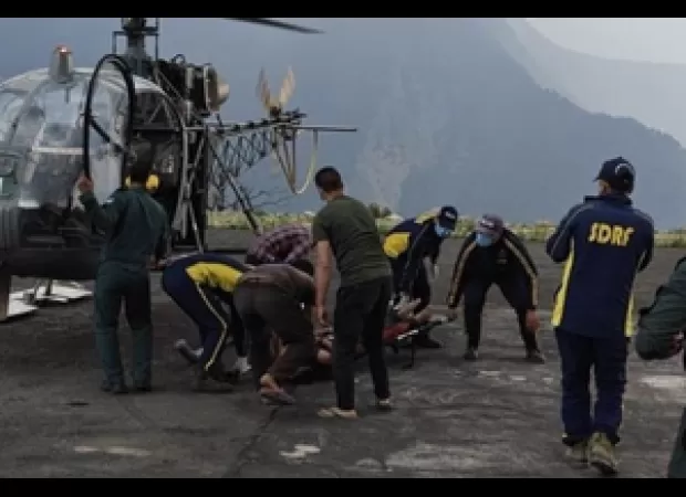 4 more hikers' bodies found, 13 survivors saved on way to Sahastra Tal.