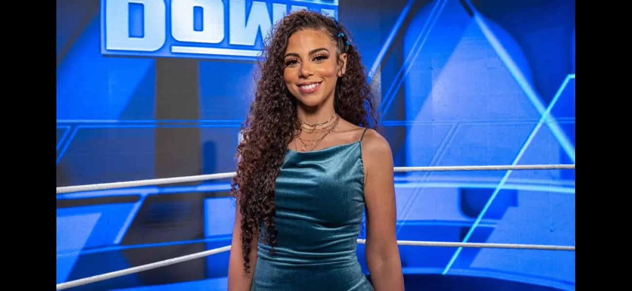 A WWE star posts a sexy photo and her fellow co-stars are loving it.