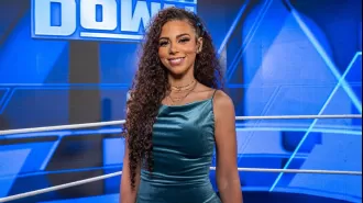 A WWE star posts a sexy photo and her fellow co-stars are loving it.