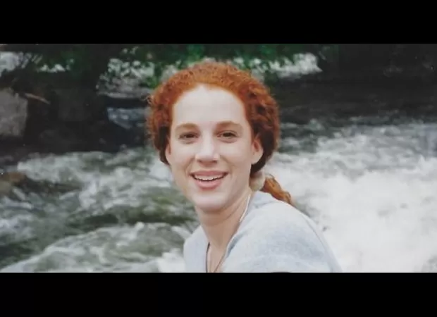 A father took his own life outside a sheriff's office while trying to find justice for his daughter's unsolved murder.