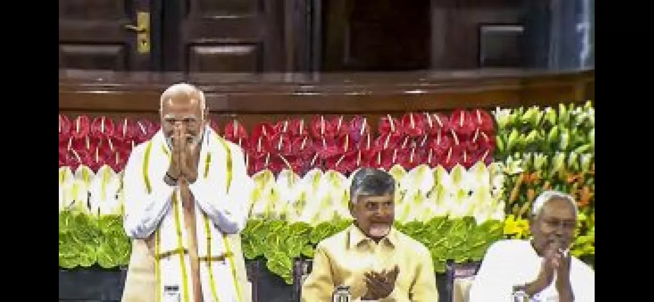 Rajnath suggests Modi as NDA leader, other leaders agree.