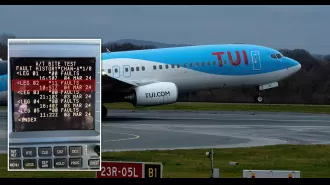 A UK Boeing 737 flight was nearly in a deadly accident due to a malfunction in its software.