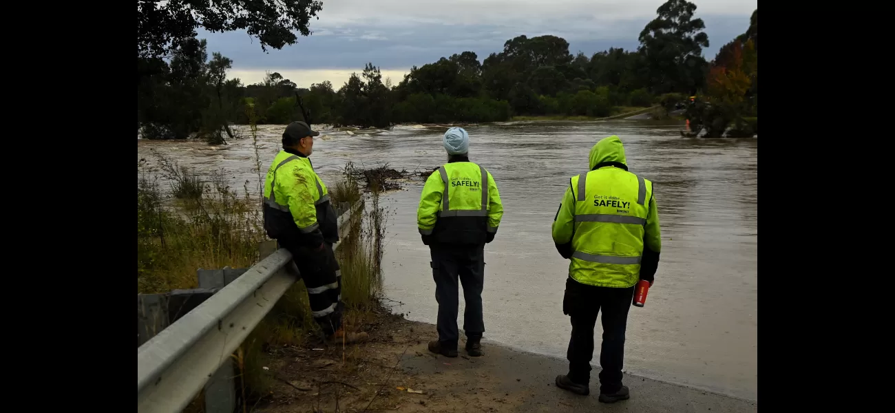 Flooding subsides as rain lessens in New South Wales.