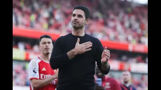 Former Arsenal player talks to manager Arteta about coming back to the team.