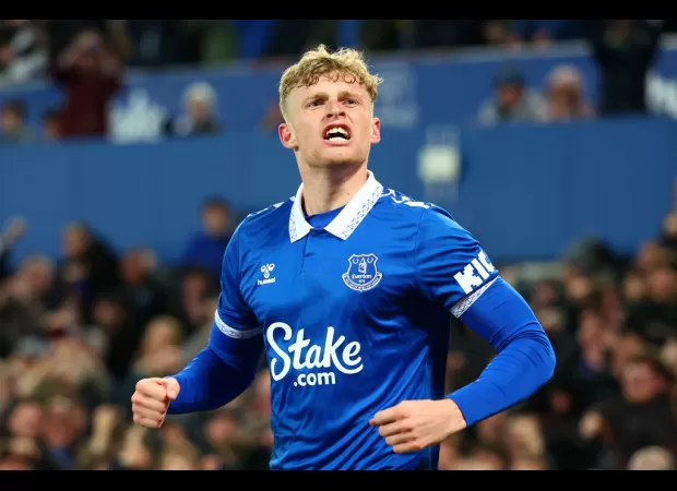 Man United anticipate finalizing £75m-rated Jarrad Branthwaite deal by June cutoff.