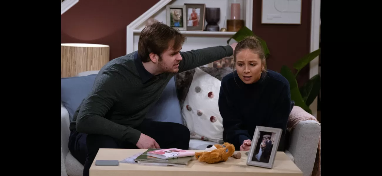 Belle Dingle, who is pregnant, is in danger after being trapped by Tom King on Emmerdale.