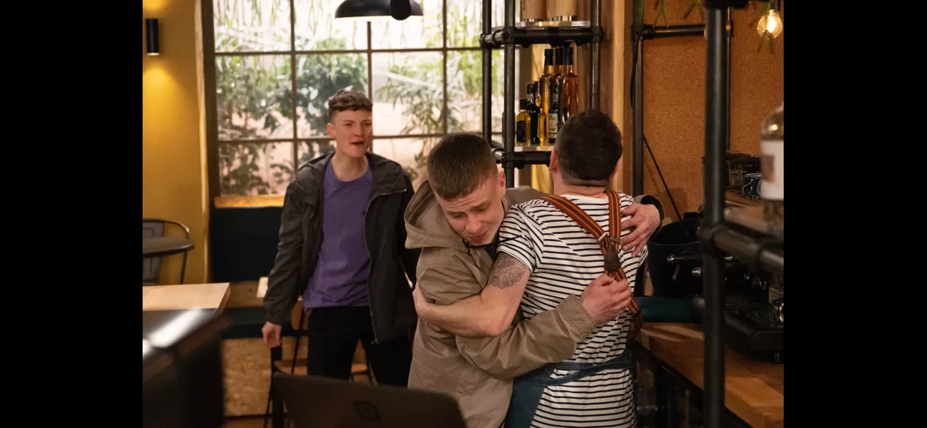 A feud between Sam and Cain on Emmerdale explodes, causing a war within the Dingle family.