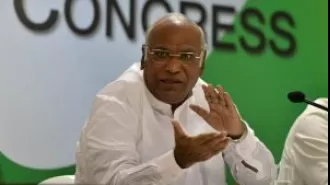 Congress leader Mallikarjun Kharge to be present at PM Modi's oath-taking event.