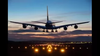 Two planes landed and took off close together on same runway at Mumbai airport, investigation launched by DGCA