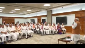 Modi will rely on experience to choose ministers; allies to introduce new politicians.