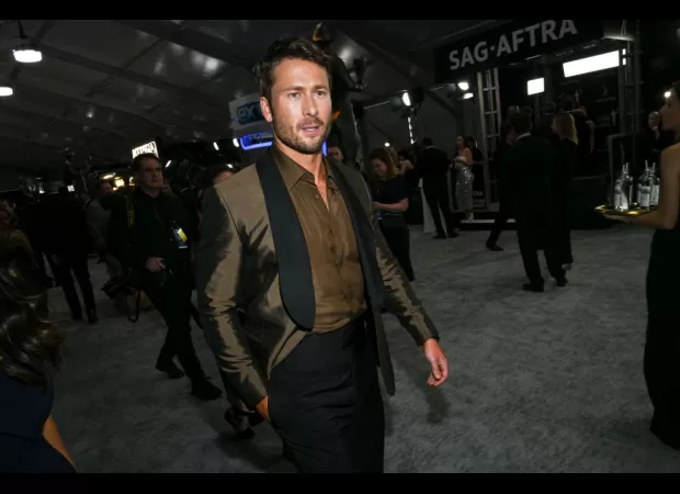 Famous actor gains internet fame for sharing experience of going on a date with a cannibalistic murderer.