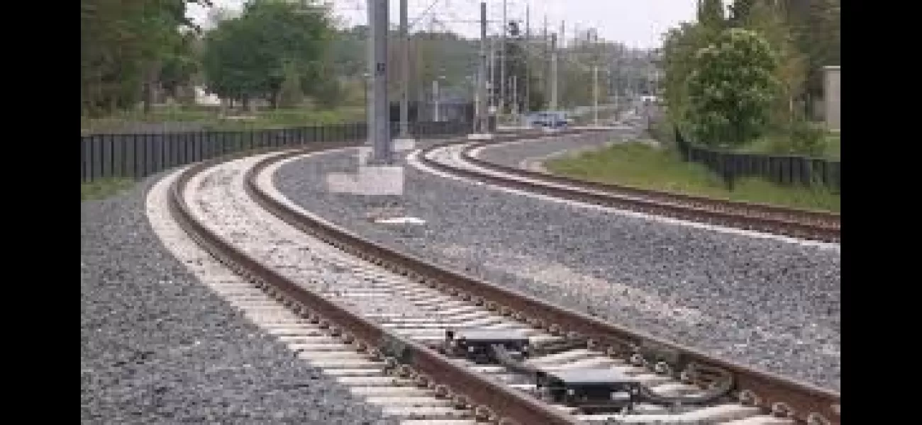 Dead body of an elderly man discovered on train tracks in Odisha.