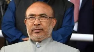 Manipuri CM’s security convoy ambushed by militants, 1 injured.