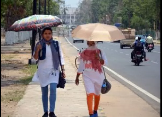 Hot weather will soon be felt in northwest and east India again, as a heatwave is expected to hit the region.