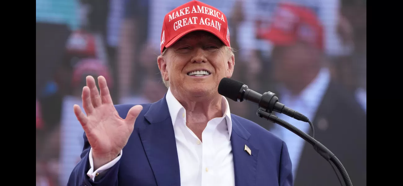 Trump gripes about teleprompters at hot Vegas rally