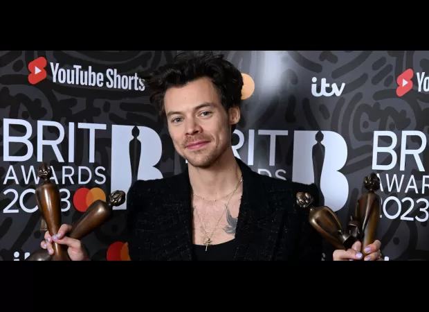 Harry Styles plans to combine two properties in Hampstead to create a massive £30,000,000 mansion.