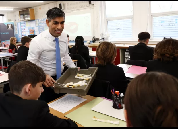 What were Rishi Sunak's school and tuition fees?