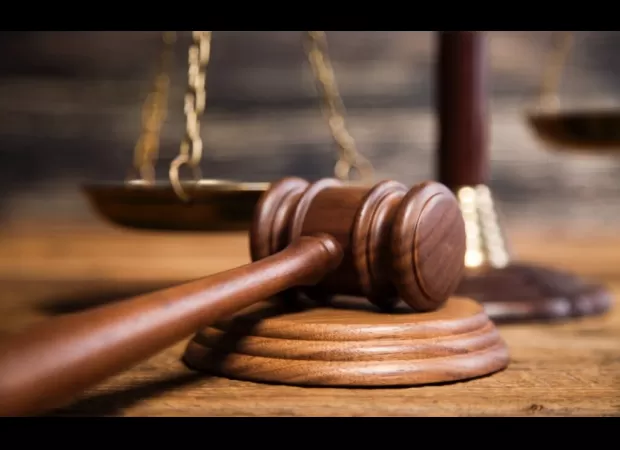 Singer from Four Tops sues hospital after being accused of having false memories of being part of famous band.